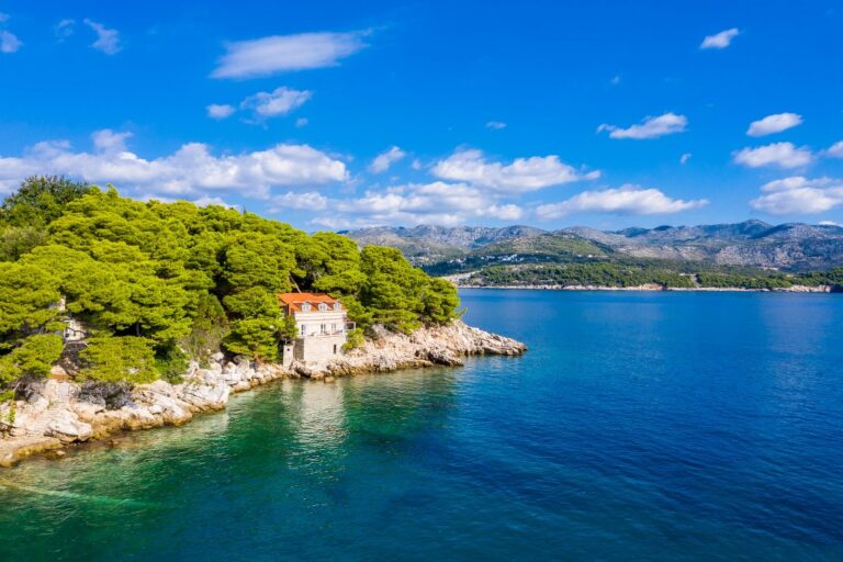 Marvelous Traditional Seafront  Villa Project  – Dubrovnik