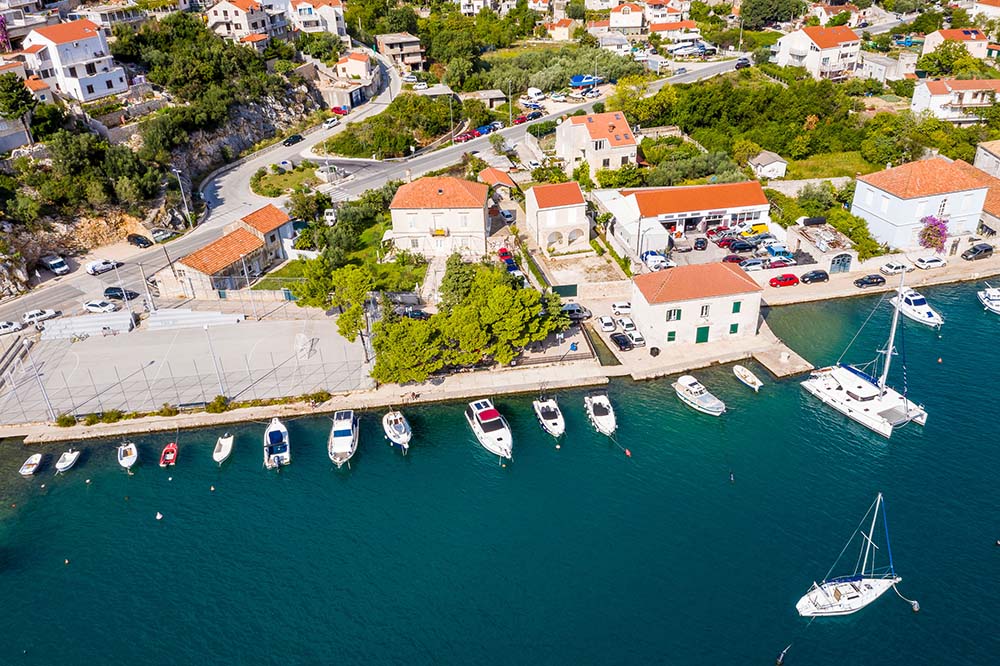 Wunderschönes Steinhaus im Stil von Dubrovnik – direkt am Meer