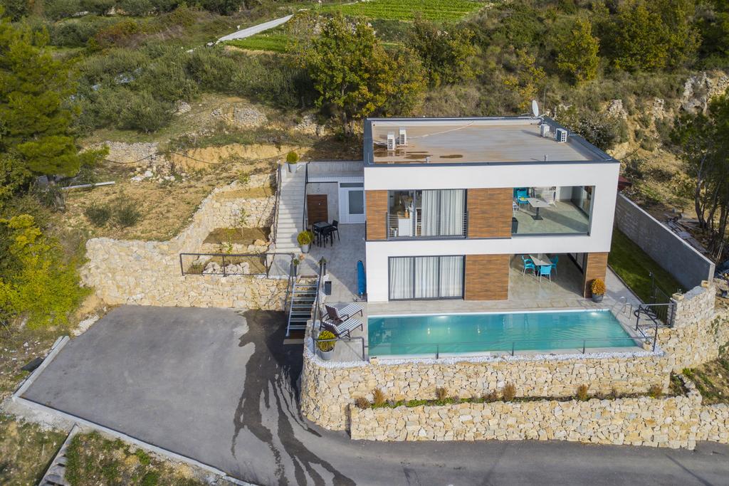 Villa in Split, Sea View