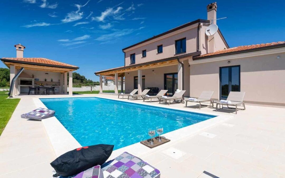 Moderne Villa mit Einem Extragrundstück – Region Istrien