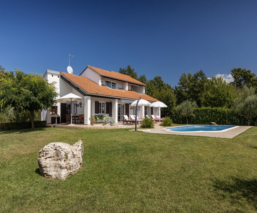 Villa in Porec For Sale By Knez Croatia