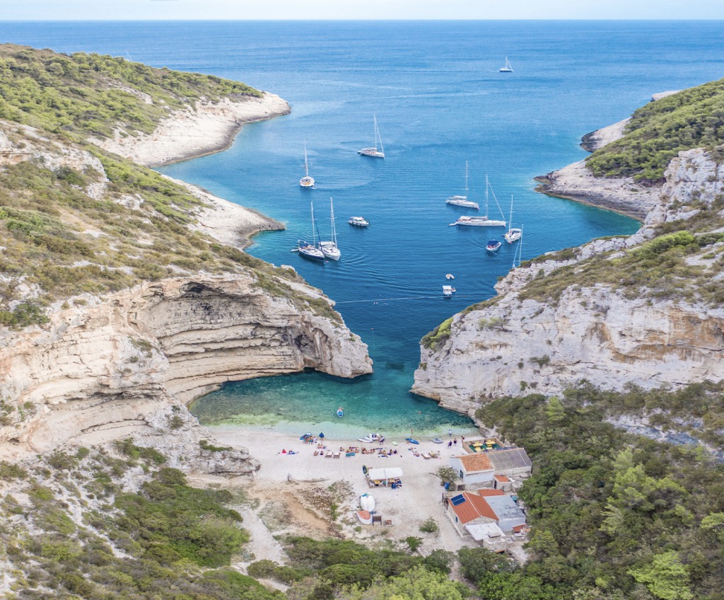 Sea view vila for sale Croatia, Vis island, swimming pool, garage, parking, sea, beach