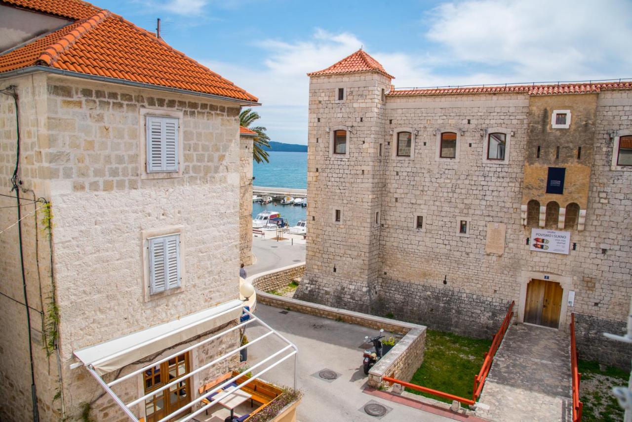 Heritage property for sale, Split region  Kastel Luksic Croatia Stone House restaurant, buy property