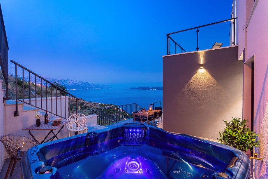Exclusive sea view villa in Croatia for sale high-end