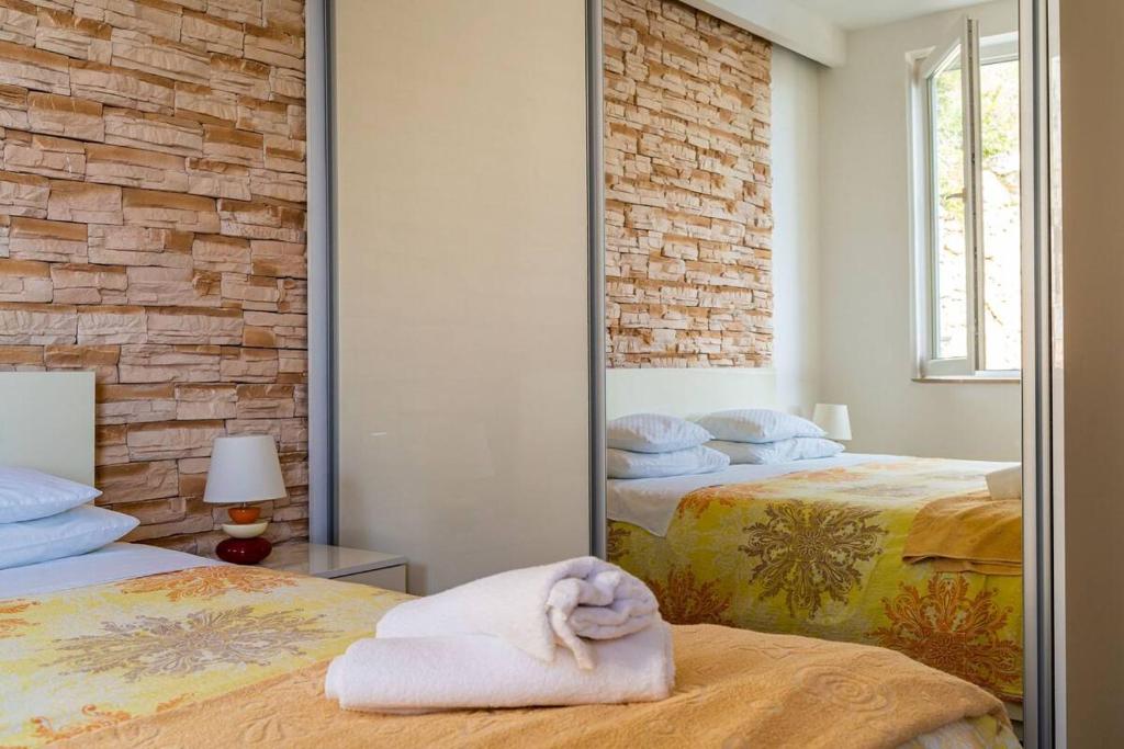 Apartment for sale Dubrovnik, sea view , terrace, balcony