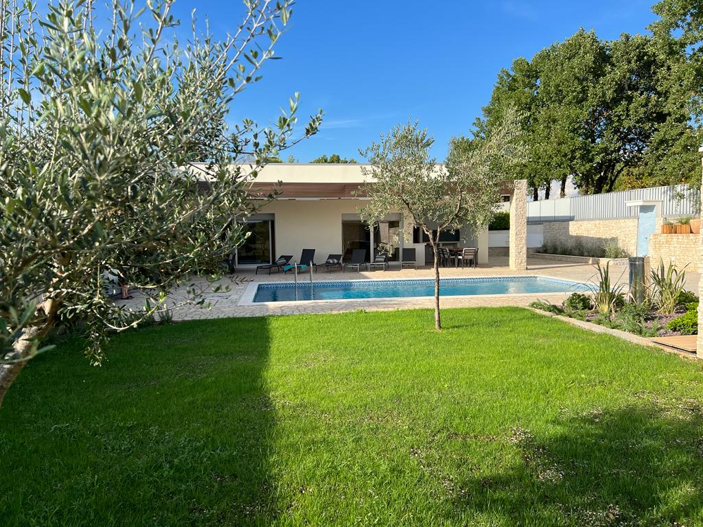 modern home for sale near Rovinj, buy home Croatia