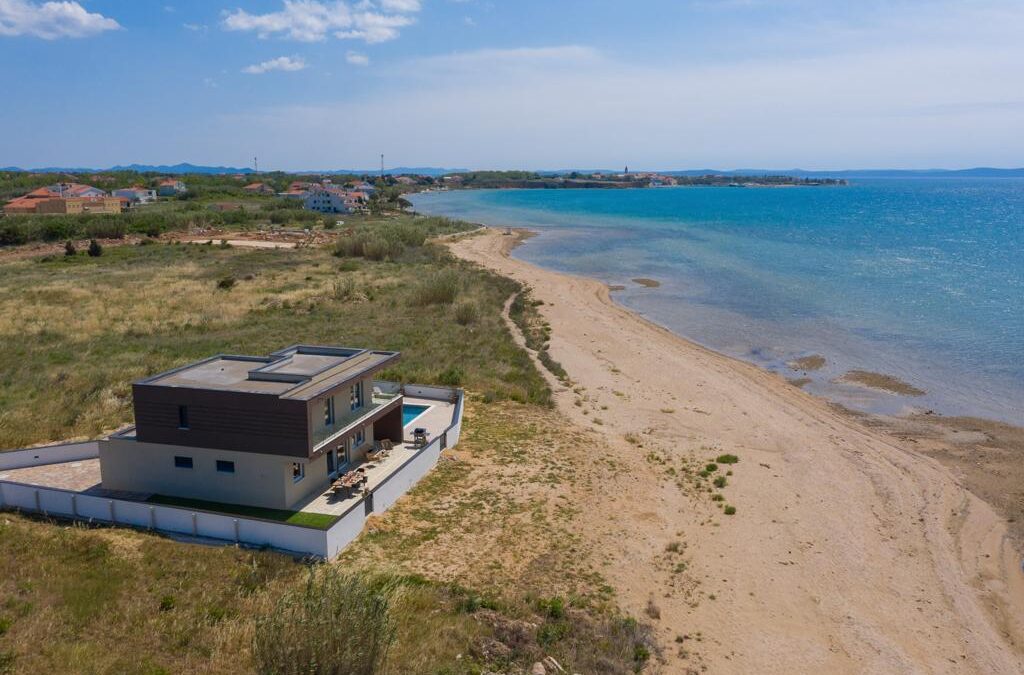 Vila na pobřeží nedaleko Zadaru