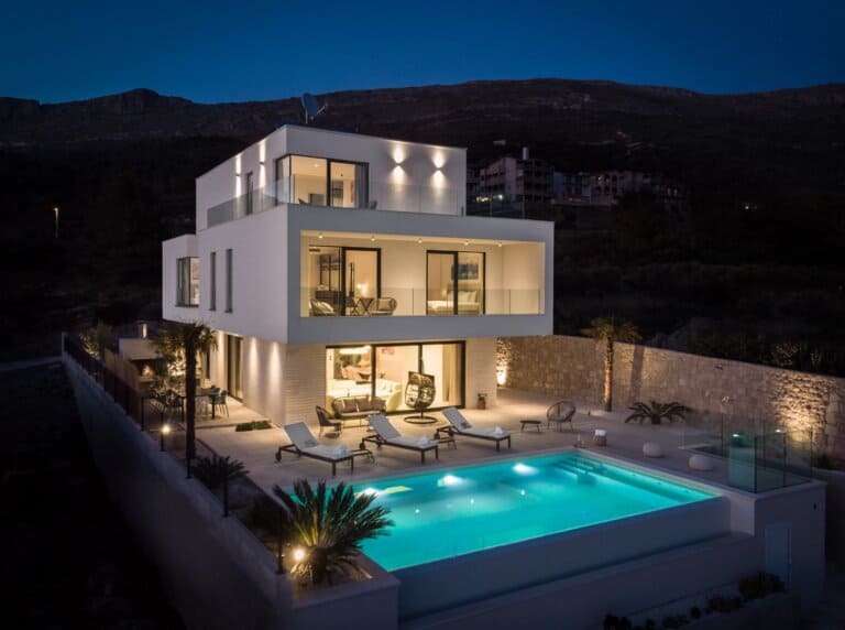 Excellent New Villa in Split