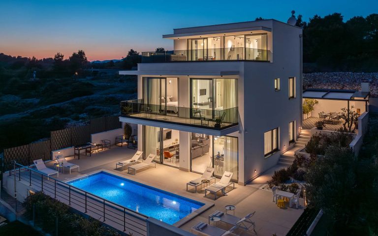 Exclusive Sea View Villa Okrug Gornji